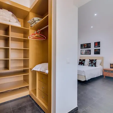 Brown's With Private Pool In Vilamoura Appartamento