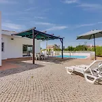 Brown's With Private Pool In Vilamoura * 奎特里拉