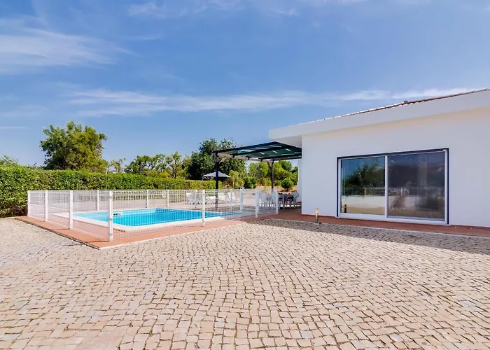 Brown's With Private Pool In Vilamoura 公寓 *