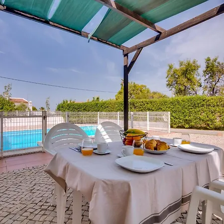 Daire Brown's With Private Pool In Vilamoura
